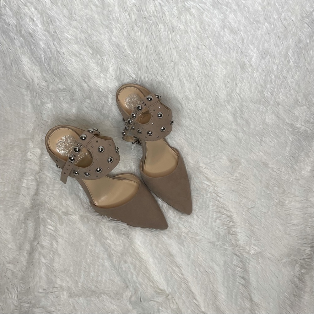 Vince Cumato pointed toe pumps size 7.5